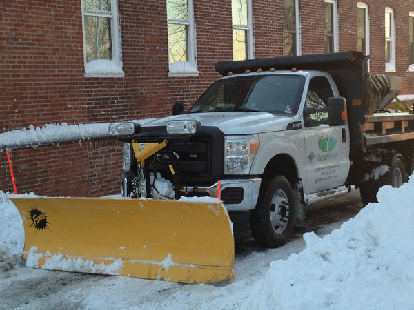 Snow-plow-used-in-snow-removal-services